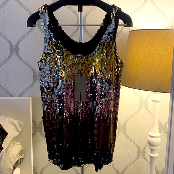 Sequined Tank Top - Picture 2 of 4